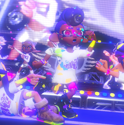 @itsdaarcy's Pin Board Image