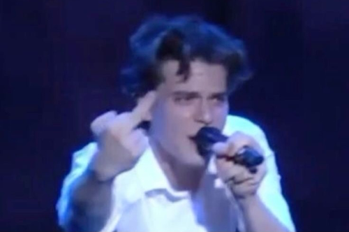 @beetlegh0st's Pin Board Image